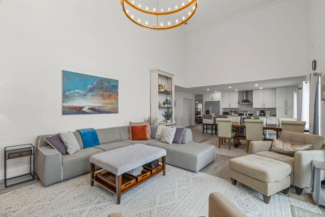 Beachside Paradise: Remodeled 4BR in South Ponte Beach image 25