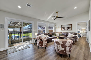 Crystal Cow Haus with Pool & Hot Tub image 1