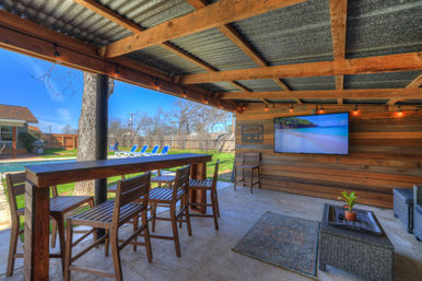 Crystal Cow Haus with Pool & Hot Tub image 49