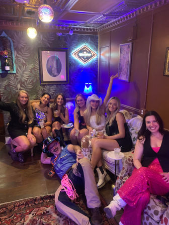 Savannah Sins and Sweets Soiree: Dessert + Bubbly Tour with Burlesque or Male Revue Show image 3