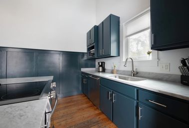 Downtown Oasis: Entire Home + Carriage House image 45