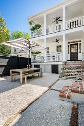 Downtown Oasis: Entire Home + Carriage House image 4