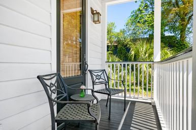 Downtown Oasis: Entire Home + Carriage House image 39