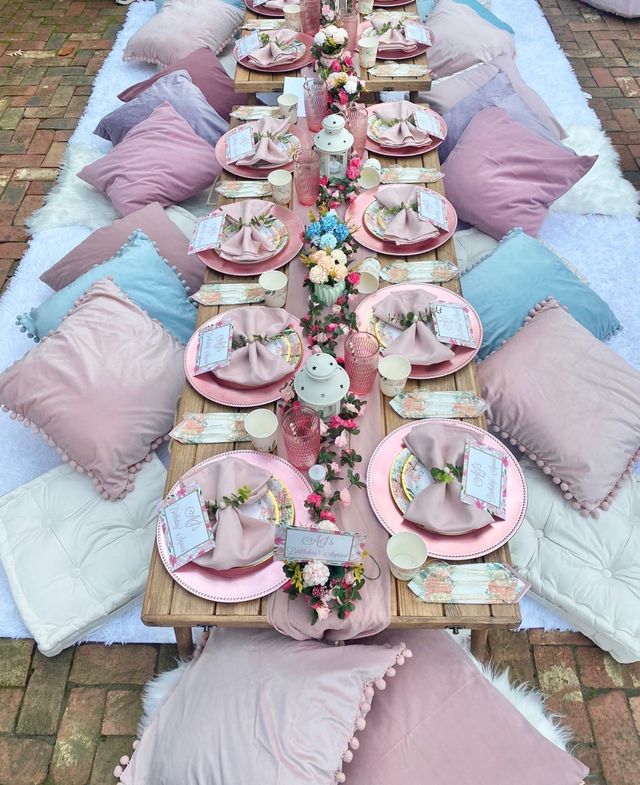 Luxe Picnic Soirée: Stylish Luxury Picnic Experience for Birthdays, Bachelorettes & Girls’ Nights image 4
