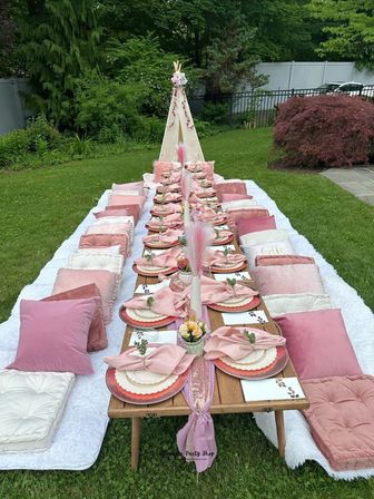 Luxe Picnic Soirée: Stylish Luxury Picnic Experience for Birthdays, Bachelorettes & Girls’ Nights image 3