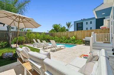Urban Oasis in the Heart of NOLA with Heated Pool and Parking  image 4