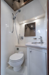 "Cherry Pop" 35ft Yacht Charter in Somers Point image 15