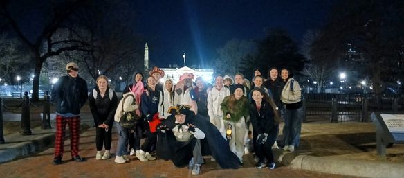 DC Ghost Tour Around the White House image 4