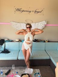 Decorate Your Stay: All In for the Bride VIP Package image 13