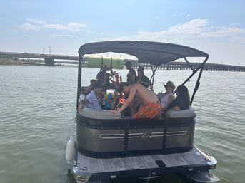 Ultimate Boating Experience: Lakeside Fun in the Sun! image 20