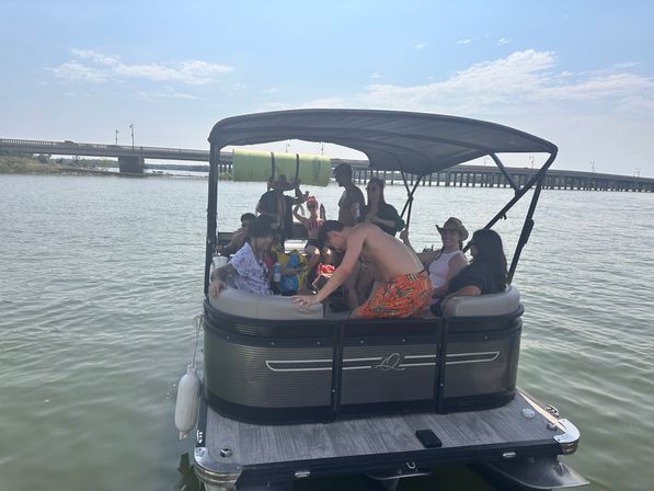 Ultimate Boating Experience: Lakeside Fun in the Sun! image 20
