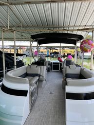 Ultimate Boating Experience: Lakeside Fun in the Sun! image 13