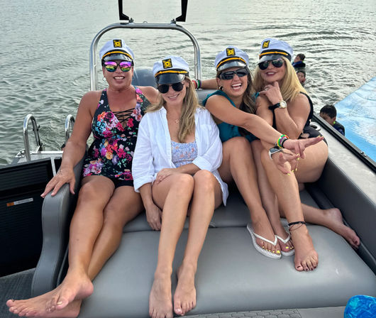 Ultimate Boating Experience: Lakeside Fun in the Sun! image 1