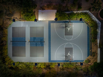 Wander Camelback Canyon: Luxury 5-Bed Estate in Phoenix with Infinity Pool & Courts image 18