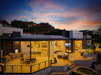 Wander Camelback Canyon: Luxury 5-Bed Estate in Phoenix with Infinity Pool & Courts image 21