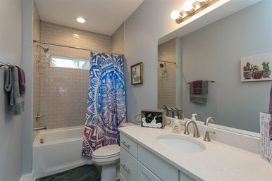 BNA Blue: The Ultimate Nashville Experience! image 14