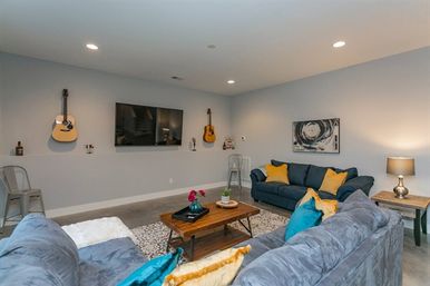 BNA Blue: The Ultimate Nashville Experience! image 32