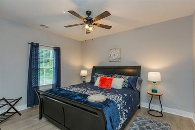 BNA Blue: The Ultimate Nashville Experience! image 9