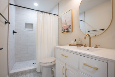 Saint's Lounge with Saltwater Pool & Trendy Decor (Sleeps 14) image 23