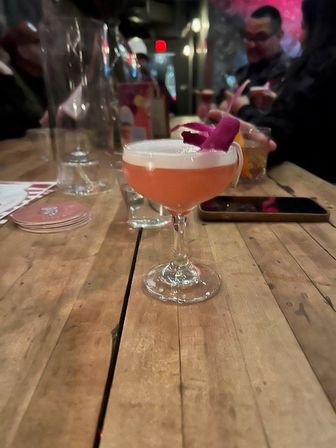 Booze and Boos: Ghost Tour + Bar Crawl in Seattle image 6
