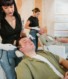 Oasis Face Bar Glowing Skin in 30 Min Facial Party with Complimentary Prosecco image 21