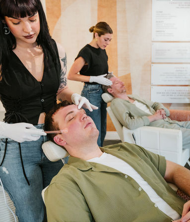 Oasis Face Bar Glowing Skin in 30 Min Facial Party with Complimentary Prosecco image 21