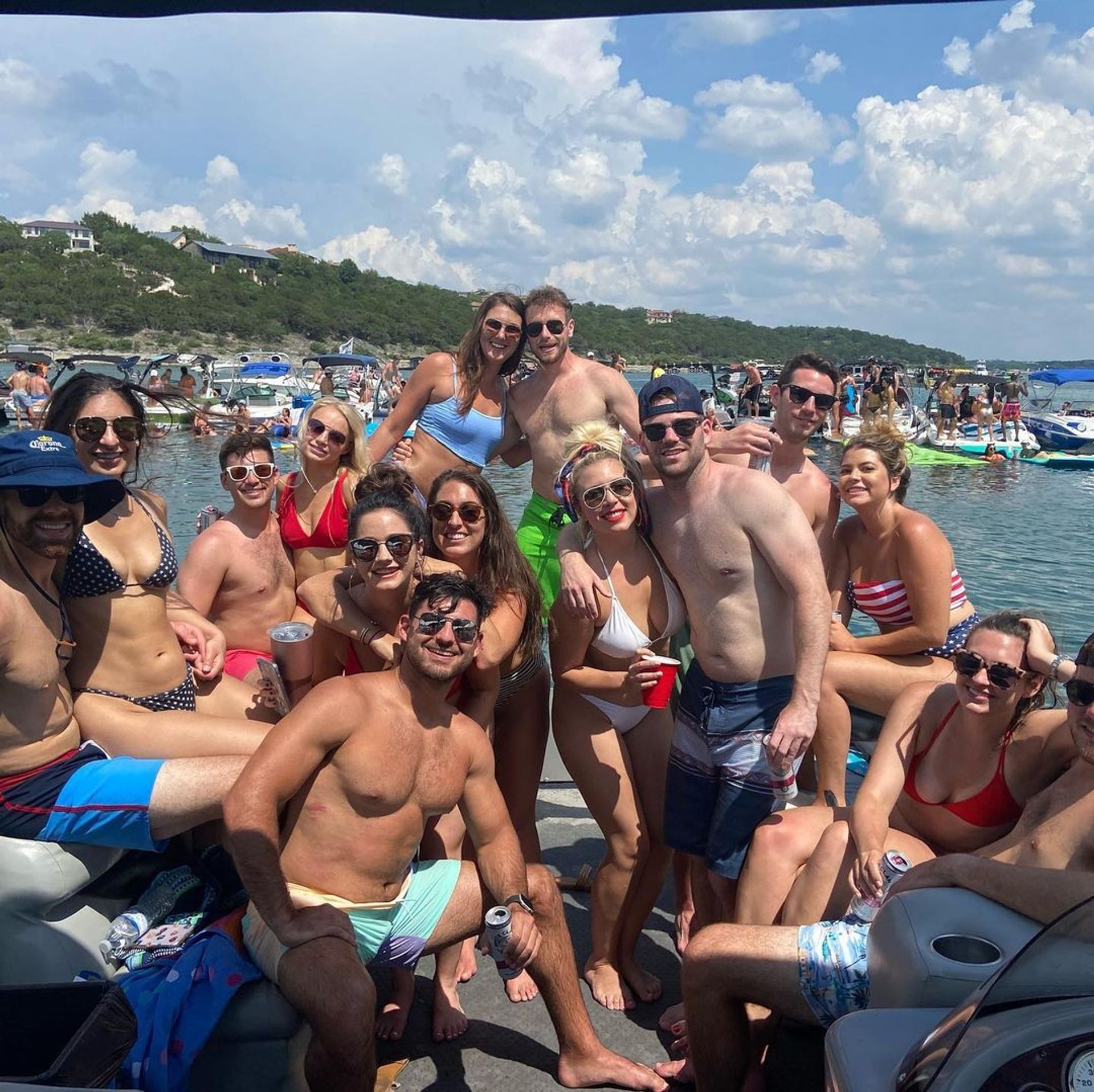 Lake Travis Private Pontoon Party at Devils Cove: 4-8 Hrs BYOB Charter, Captain, and Party Pad image 5