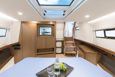 LIVIN 44' Yacht Charter: Last Sail Before the Veil image 10