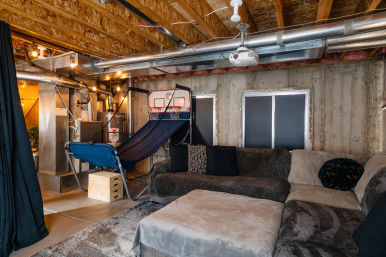 Sunnyside Compound: Features Game Room, Hot Tub & 420-Friendly image 16