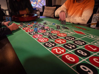 Sunnyside Compound: Features Game Room, Hot Tub & 420-Friendly image 4