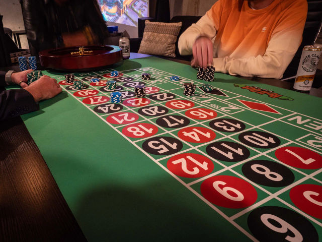 Sunnyside Compound: Features Game Room, Hot Tub & 420-Friendly image 4
