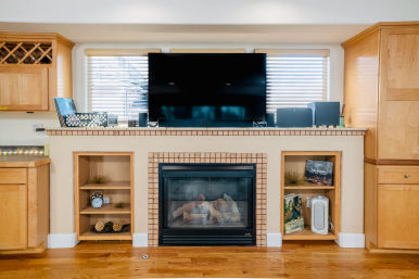 Sunnyside Compound: Features Game Room, Hot Tub & 420-Friendly image 19