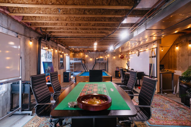 Sunnyside Compound: Features Game Room, Hot Tub & 420-Friendly image 1