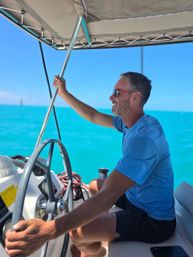 Private Luxury Daytime Sailing Excursion image 6