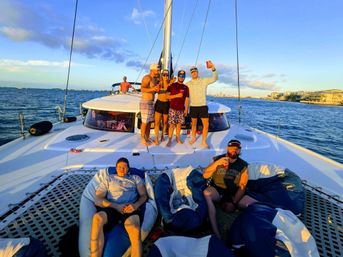 Private Luxury Daytime Sailing Excursion image 5