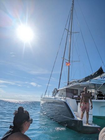 Private Luxury Daytime Sailing Excursion image 10