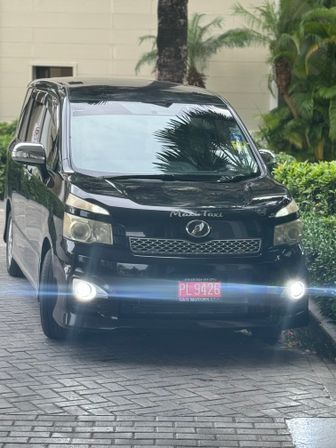 Airport Pickup and Drop-Off in Montego Bay image 5