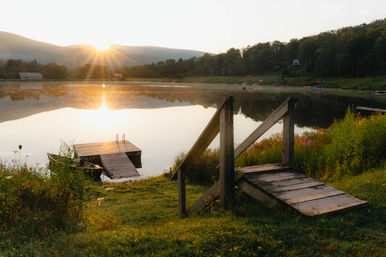 Hunter Chalet: Lakefront Luxury in the Catskill Mountains image 23