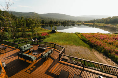 Hunter Chalet: Lakefront Luxury in the Catskill Mountains image 18