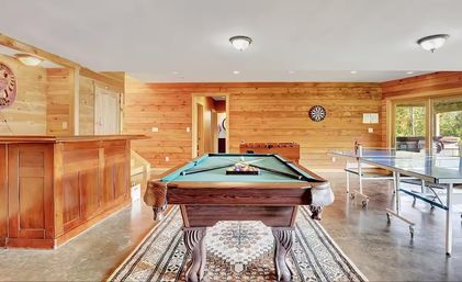 Hunter Chalet: Lakefront Luxury in the Catskill Mountains image 10