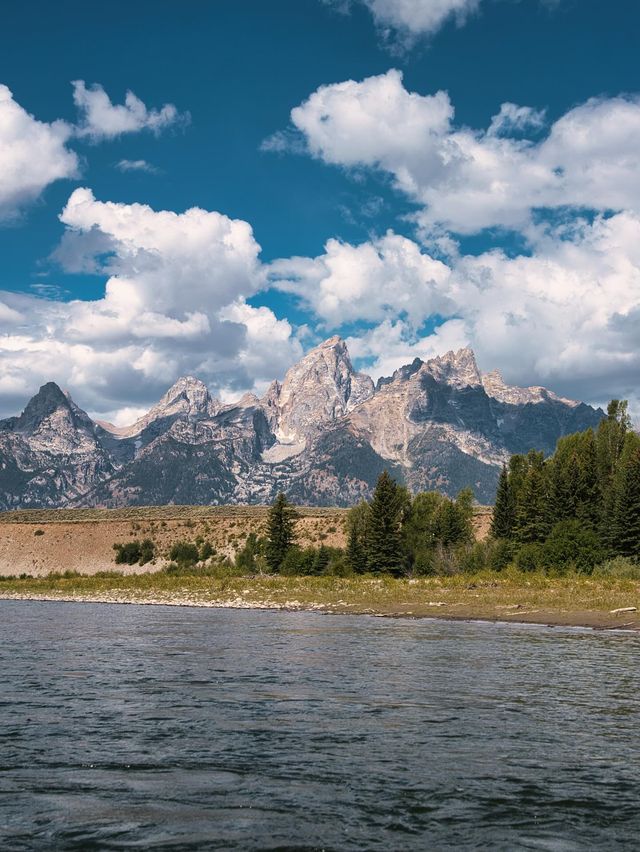 Grand Teton Scenic Floats: Peaceful River Rafting in Wyoming image 4