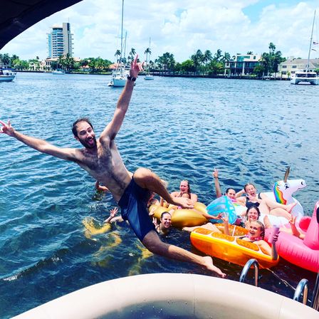 BYOB 12-Person Party Boat, Sandbar Swim with Floaties, and Yachts + Mansions Tour image 14