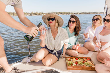 Champagne Sailing Charter Cruise: Private BYOB Sailing Charter with Complimentary Bubbly image 6