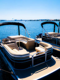 Pontoon Rental: Cruise the Waters of Destin & Fort Walton Beach image 2