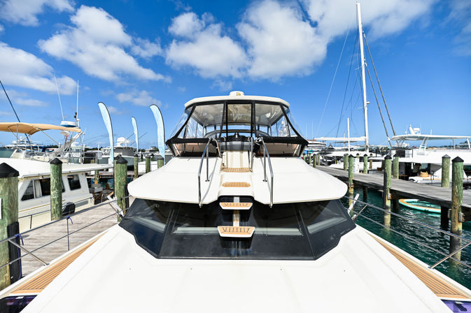 Private Yacht Cruise & Beach Day: Lunch & Drinks Included image 4