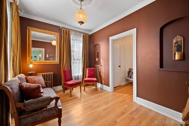 The Victorian Fox: Charming 5-Bedroom Historic Farmhouse image 4