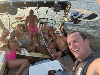 Blue Dream Boat Rentals: Surf, Chill & Play image 27