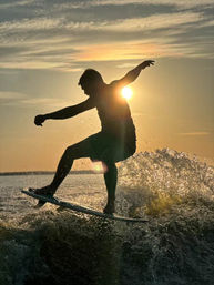 Blue Dream Boat Rentals: Surf, Chill & Play image 8
