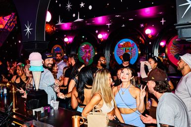 Fremont Street Bar Crawl with VIP Party Host: No Lines, No Cover, & Drink Specials at Every Stop image 5