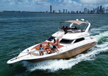 Miami Boat Party: 50' Flybridge  image 14